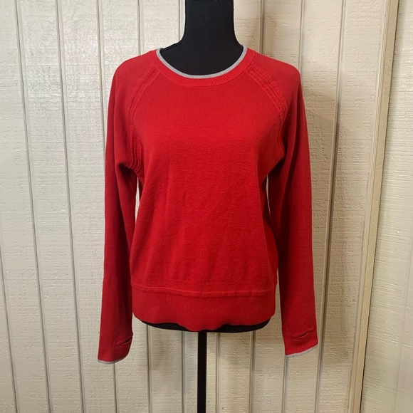 Athleta North Point Sweater with thumb holes, size medium. - Picture 2 of 7